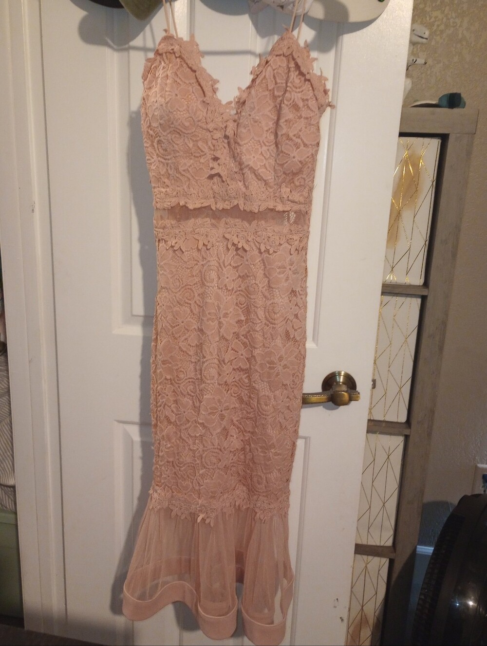LACE DRESS